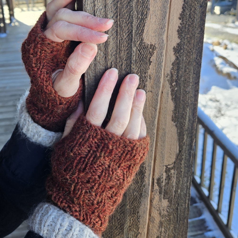 Hand-knitted Burnt Orange Fingerless gloves psl